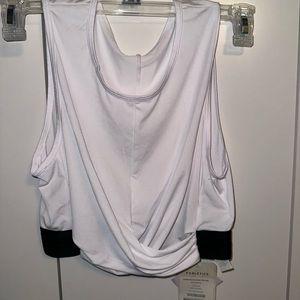 NWT Fabletics Front Twist Tank Size Medium Powertouch Light Front Twist Tank 6-8
